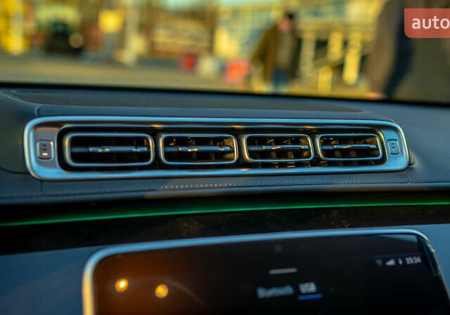 Черный Мерседес С Класс, объемом двигателя 2.93 л и пробегом 73 тыс. км за 110000 $, фото 45 на Automoto.ua