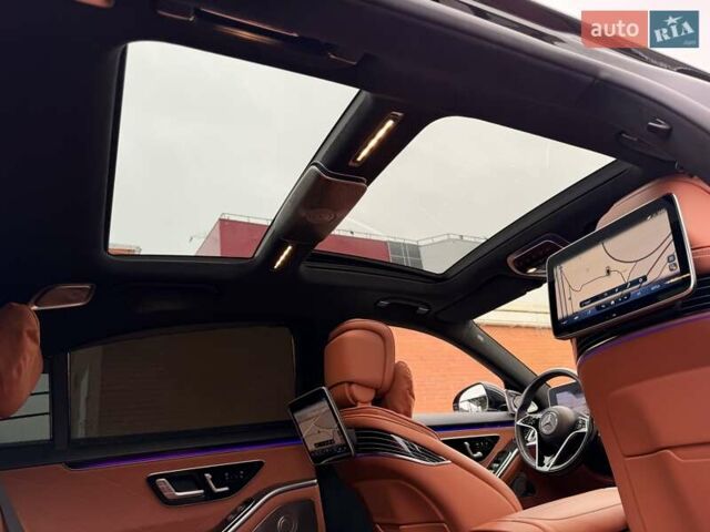 Чорний Мерседес С Клас, об'ємом двигуна 3.98 л та пробігом 62 тис. км за 129900 $, фото 65 на Automoto.ua