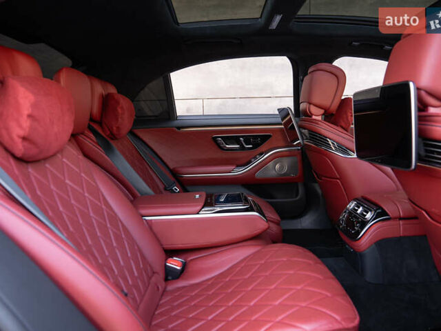 Черный Мерседес С Класс, объемом двигателя 3 л и пробегом 24 тыс. км за 145000 $, фото 21 на Automoto.ua