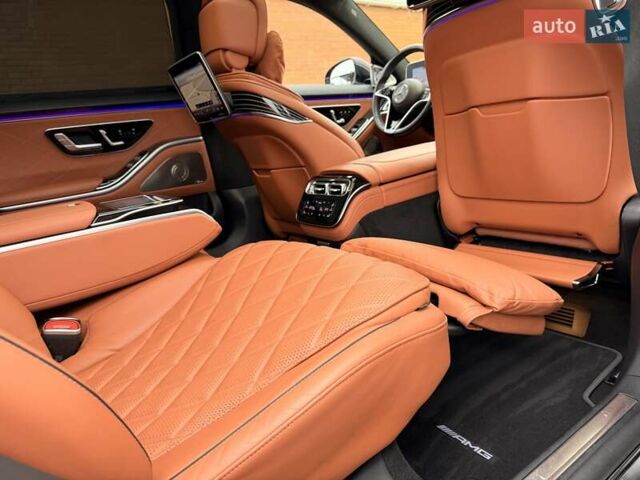 Чорний Мерседес С Клас, об'ємом двигуна 3.98 л та пробігом 62 тис. км за 129900 $, фото 66 на Automoto.ua