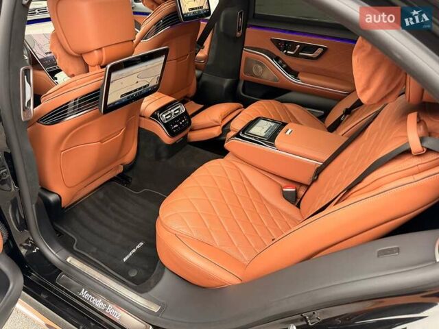 Чорний Мерседес С Клас, об'ємом двигуна 3.98 л та пробігом 62 тис. км за 129900 $, фото 68 на Automoto.ua