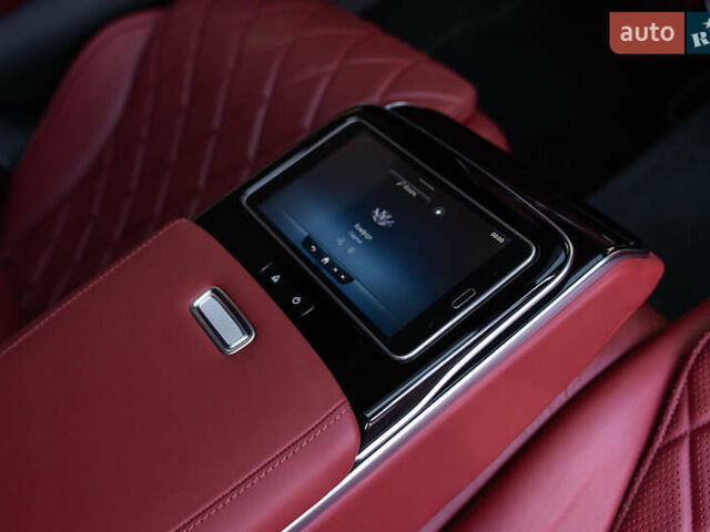 Черный Мерседес С Класс, объемом двигателя 3 л и пробегом 24 тыс. км за 145000 $, фото 20 на Automoto.ua