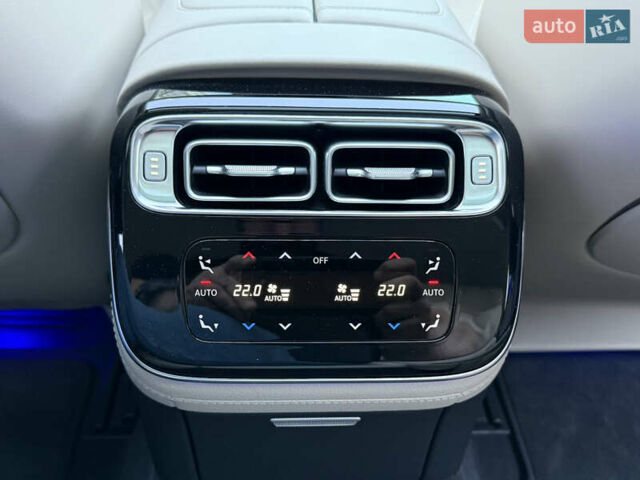 Черный Мерседес С Класс, объемом двигателя 3 л и пробегом 52 тыс. км за 135000 $, фото 69 на Automoto.ua