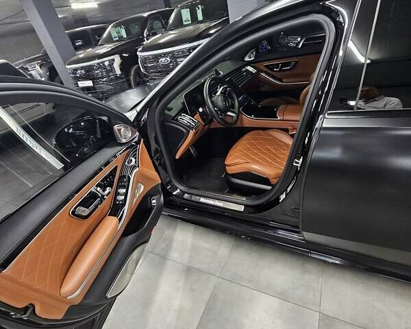 Черный Мерседес С Класс, объемом двигателя 2.93 л и пробегом 81 тыс. км за 117000 $, фото 7 на Automoto.ua