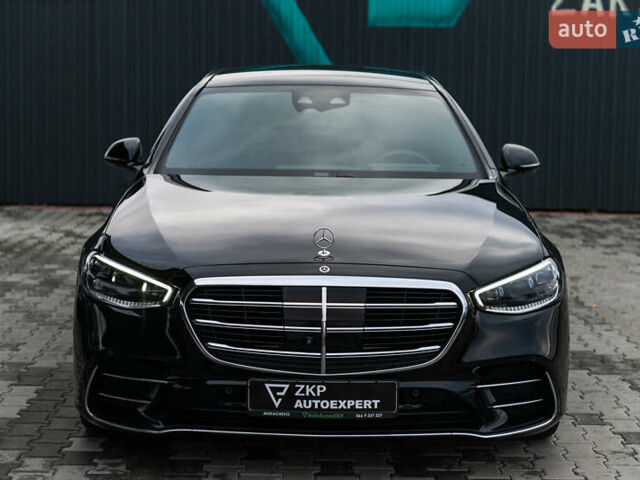 Чорний Мерседес С Клас, об'ємом двигуна 2.93 л та пробігом 98 тис. км за 105000 $, фото 3 на Automoto.ua