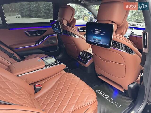 Мерседес С Клас 2021 у Києві на Automoto.ua Чорний Мерседес С Клас, об'ємом двигуна 3.98 л та пробігом 66 тис. км за 140000 $, фото 33 на Automoto.ua