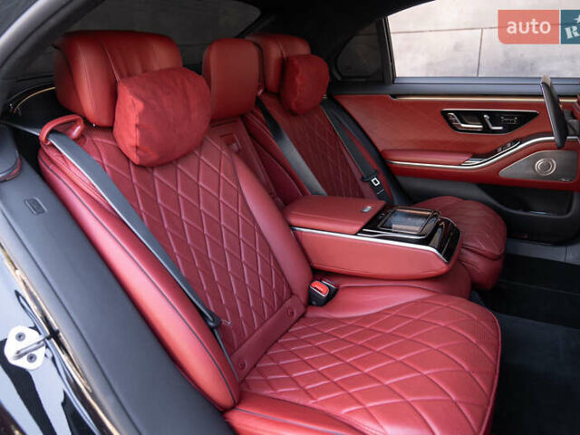 Черный Мерседес С Класс, объемом двигателя 3 л и пробегом 24 тыс. км за 145000 $, фото 22 на Automoto.ua