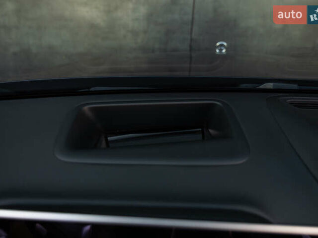 Черный Мерседес С Класс, объемом двигателя 3 л и пробегом 24 тыс. км за 145000 $, фото 36 на Automoto.ua