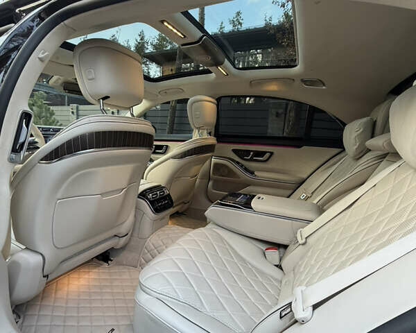 Черный Мерседес С Класс, объемом двигателя 3 л и пробегом 72 тыс. км за 115000 $, фото 9 на Automoto.ua