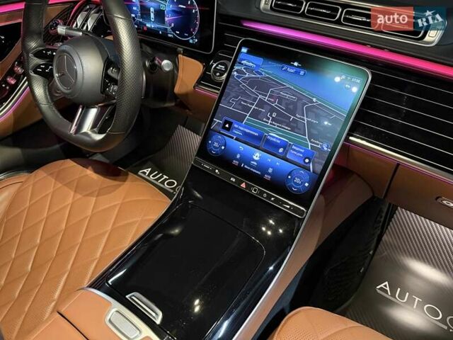 Черный Мерседес С Класс, объемом двигателя 3.98 л и пробегом 66 тыс. км за 124000 $, фото 38 на Automoto.ua