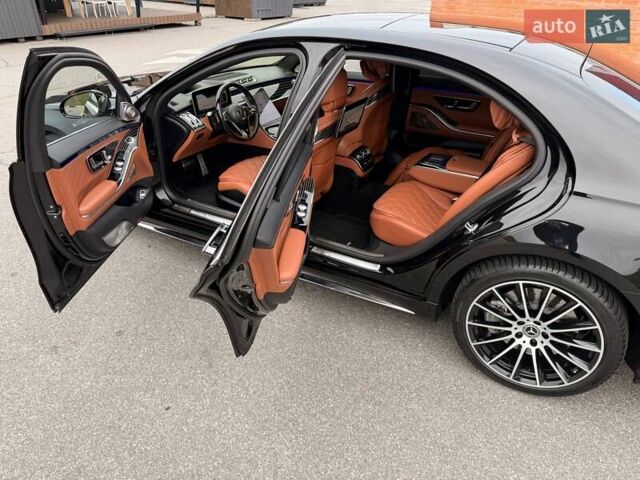 Чорний Мерседес С Клас, об'ємом двигуна 3.98 л та пробігом 62 тис. км за 129900 $, фото 37 на Automoto.ua