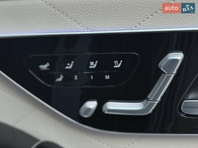 Черный Мерседес С Класс, объемом двигателя 3 л и пробегом 52 тыс. км за 135000 $, фото 61 на Automoto.ua