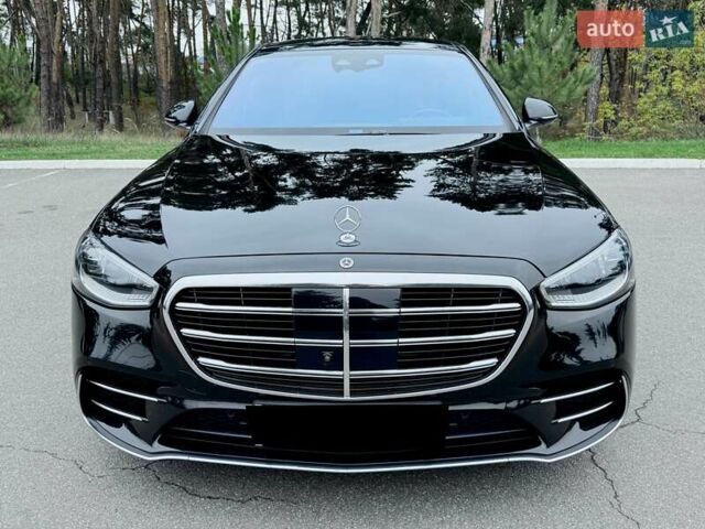 Чорний Мерседес С Клас, об'ємом двигуна 3.98 л та пробігом 66 тис. км за 128000 $, фото 3 на Automoto.ua