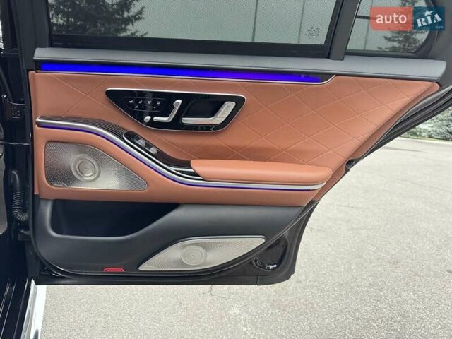 Мерседес С Клас 2021 у Києві на Automoto.ua Чорний Мерседес С Клас, об'ємом двигуна 3.98 л та пробігом 66 тис. км за 140000 $, фото 31 на Automoto.ua