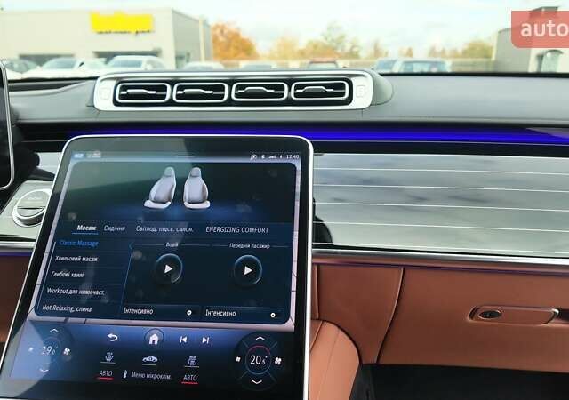 Черный Мерседес С Класс, объемом двигателя 3.98 л и пробегом 96 тыс. км за 92990 $, фото 17 на Automoto.ua