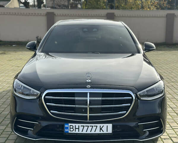 Черный Мерседес С Класс, объемом двигателя 3 л и пробегом 107 тыс. км за 110000 $, фото 7 на Automoto.ua