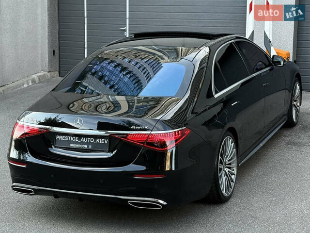 Черный Мерседес С Класс, объемом двигателя 3 л и пробегом 52 тыс. км за 130000 $, фото 19 на Automoto.ua