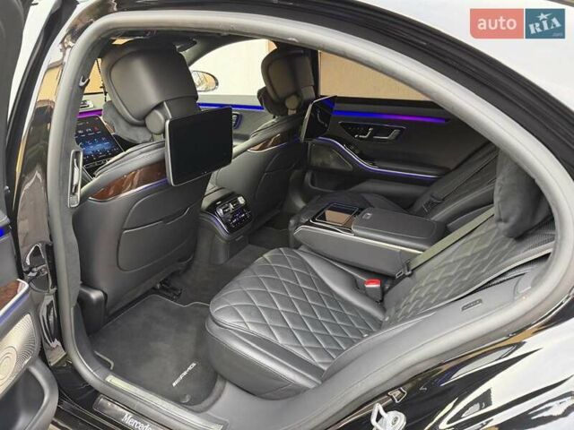 Чорний Мерседес С Клас, об'ємом двигуна 3 л та пробігом 64 тис. км за 139800 $, фото 15 на Automoto.ua