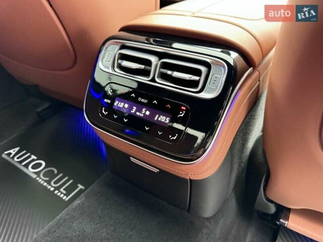 Мерседес С Клас 2021 у Києві на Automoto.ua Чорний Мерседес С Клас, об'ємом двигуна 3.98 л та пробігом 66 тис. км за 140000 $, фото 30 на Automoto.ua