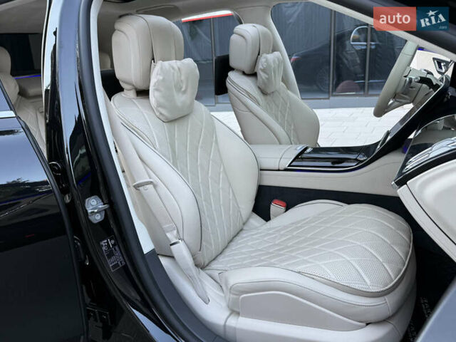 Черный Мерседес С Класс, объемом двигателя 3 л и пробегом 52 тыс. км за 135000 $, фото 45 на Automoto.ua