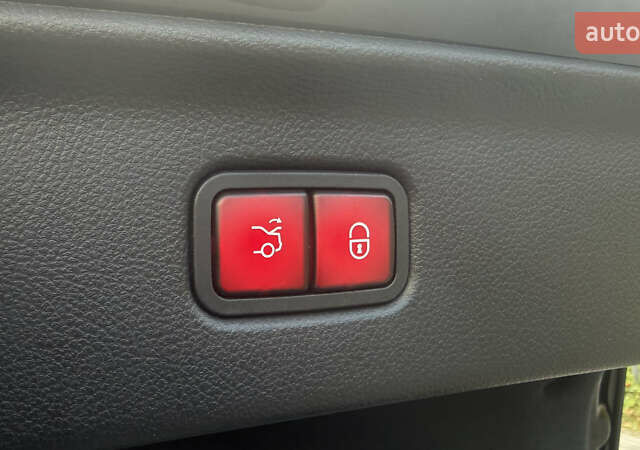 Мерседес С Клас 2021 у Києві на Automoto.ua Чорний Мерседес С Клас, об'ємом двигуна 2.93 л та пробігом 199 тис. км за 86000 $, фото 9 на Automoto.ua