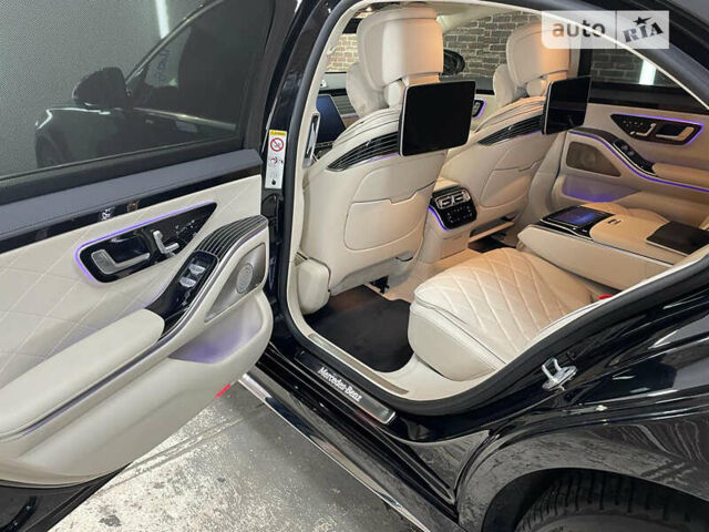 Черный Мерседес С Класс, объемом двигателя 3 л и пробегом 104 тыс. км за 88800 $, фото 6 на Automoto.ua