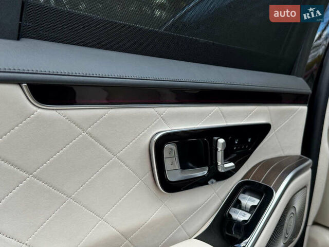 Черный Мерседес С Класс, объемом двигателя 3 л и пробегом 77 тыс. км за 125990 $, фото 57 на Automoto.ua