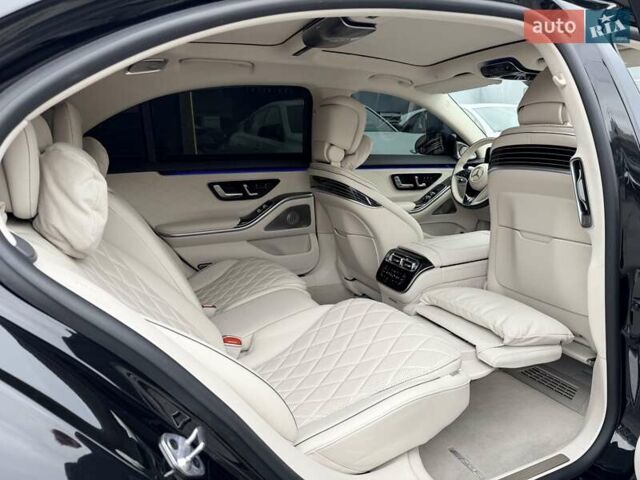 Чорний Мерседес С Клас, об'ємом двигуна 4 л та пробігом 38 тис. км за 134999 $, фото 31 на Automoto.ua