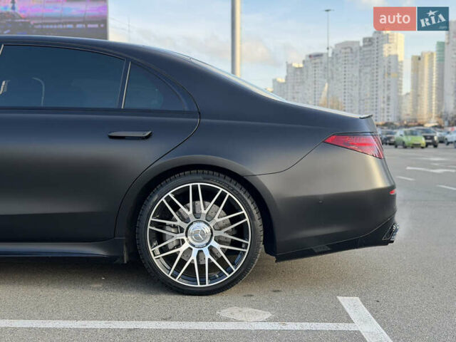 Черный Мерседес С Класс, объемом двигателя 3.98 л и пробегом 36 тыс. км за 110000 $, фото 10 на Automoto.ua