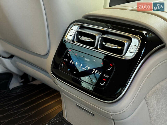 Черный Мерседес С Класс, объемом двигателя 3 л и пробегом 77 тыс. км за 125990 $, фото 22 на Automoto.ua