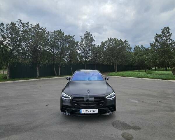 Черный Мерседес С Класс, объемом двигателя 2.93 л и пробегом 74 тыс. км за 115000 $, фото 1 на Automoto.ua