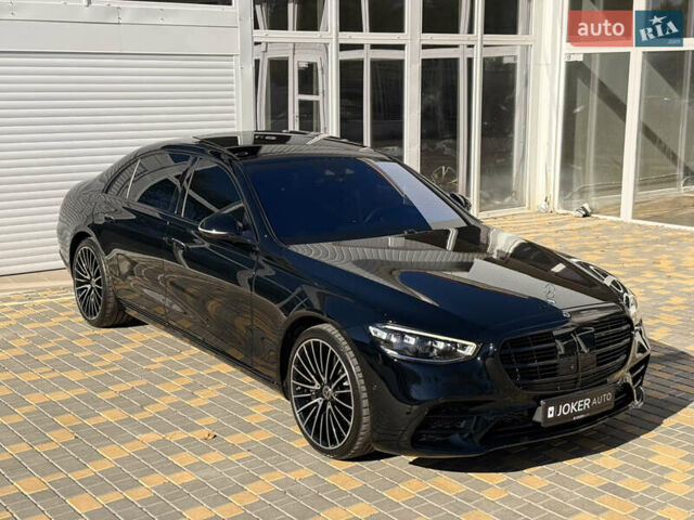 Черный Мерседес С Класс, объемом двигателя 3 л и пробегом 105 тыс. км за 95000 $, фото 4 на Automoto.ua
