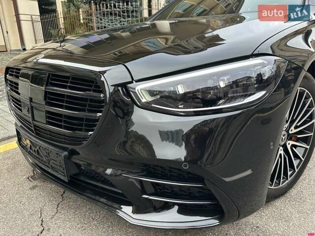 Чорний Мерседес С Клас, об'ємом двигуна 3 л та пробігом 51 тис. км за 114900 $, фото 125 на Automoto.ua