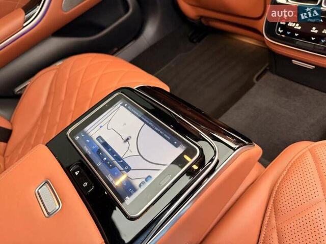 Чорний Мерседес С Клас, об'ємом двигуна 3.98 л та пробігом 62 тис. км за 129900 $, фото 61 на Automoto.ua