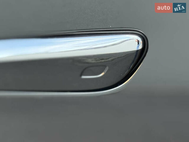 Черный Мерседес С Класс, объемом двигателя 3 л и пробегом 52 тыс. км за 135000 $, фото 39 на Automoto.ua