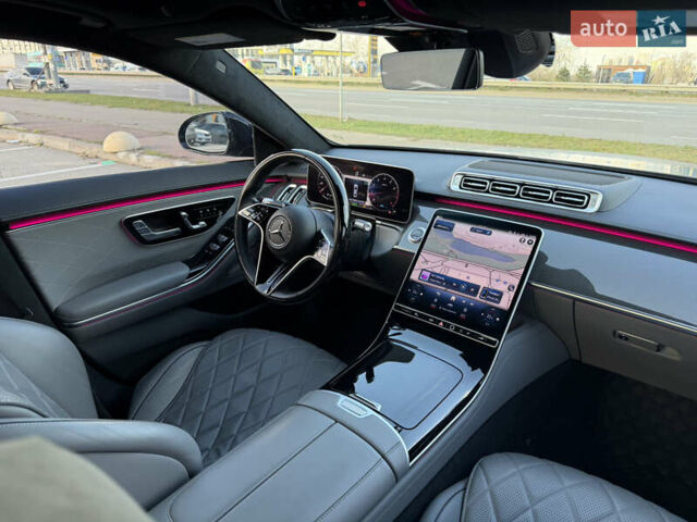 Черный Мерседес С Класс, объемом двигателя 3.98 л и пробегом 36 тыс. км за 110000 $, фото 11 на Automoto.ua