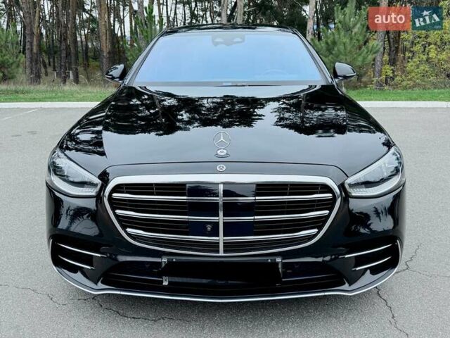 Черный Мерседес С Класс, объемом двигателя 3.98 л и пробегом 66 тыс. км за 137000 $, фото 3 на Automoto.ua