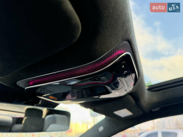 Черный Мерседес С Класс, объемом двигателя 3.98 л и пробегом 36 тыс. км за 110000 $, фото 21 на Automoto.ua