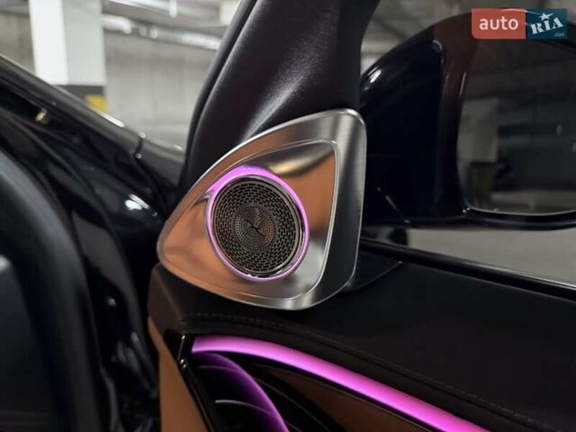 Черный Мерседес С Класс, объемом двигателя 3.98 л и пробегом 66 тыс. км за 124000 $, фото 33 на Automoto.ua