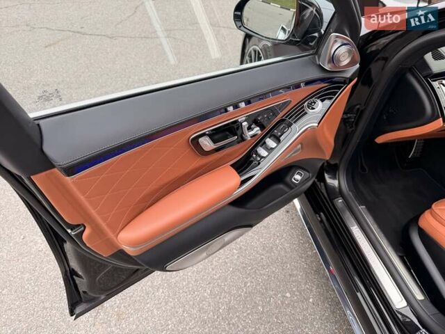 Чорний Мерседес С Клас, об'ємом двигуна 3.98 л та пробігом 62 тис. км за 129900 $, фото 35 на Automoto.ua