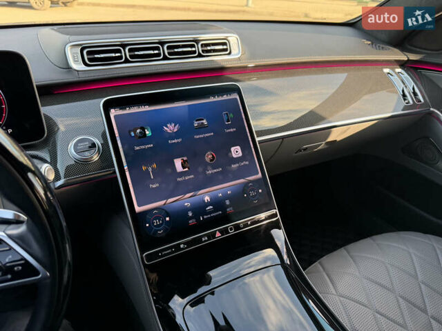 Черный Мерседес С Класс, объемом двигателя 3.98 л и пробегом 36 тыс. км за 110000 $, фото 32 на Automoto.ua