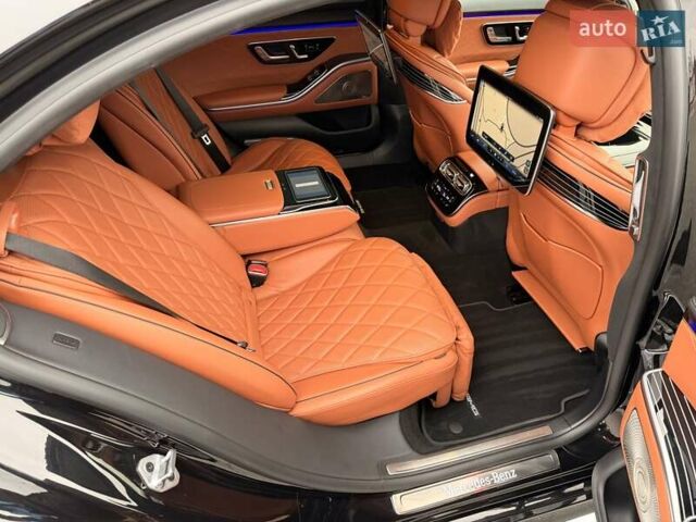 Чорний Мерседес С Клас, об'ємом двигуна 3.98 л та пробігом 62 тис. км за 129900 $, фото 55 на Automoto.ua