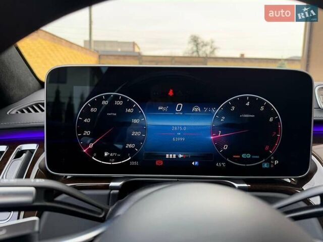 Чорний Мерседес С Клас, об'ємом двигуна 3 л та пробігом 64 тис. км за 139800 $, фото 6 на Automoto.ua