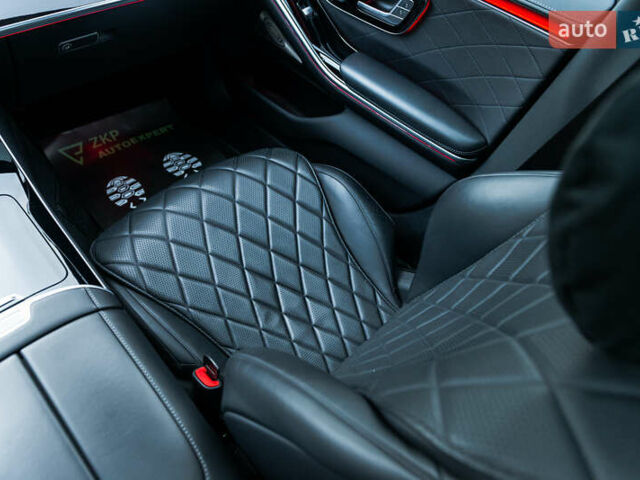 Чорний Мерседес С Клас, об'ємом двигуна 2.93 л та пробігом 98 тис. км за 105000 $, фото 37 на Automoto.ua