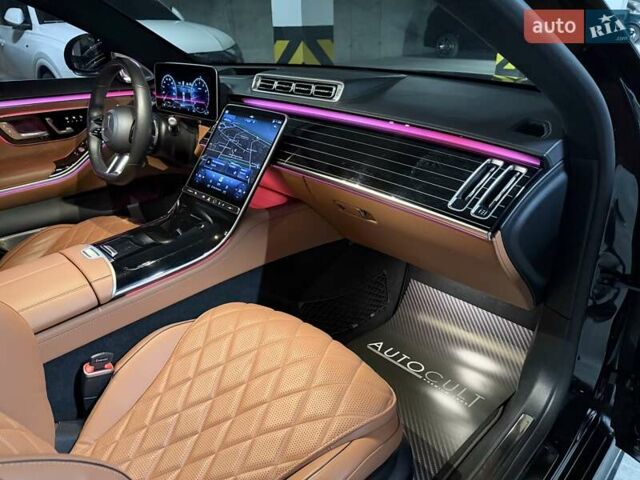 Черный Мерседес С Класс, объемом двигателя 3.98 л и пробегом 66 тыс. км за 124000 $, фото 34 на Automoto.ua