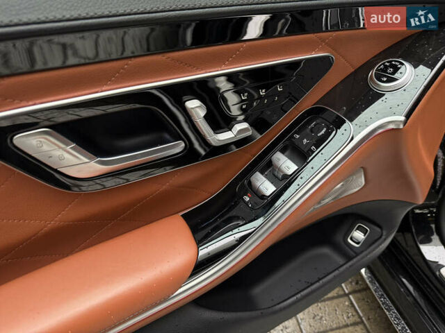 Чорний Мерседес С Клас, об'ємом двигуна 3 л та пробігом 92 тис. км за 95000 $, фото 18 на Automoto.ua