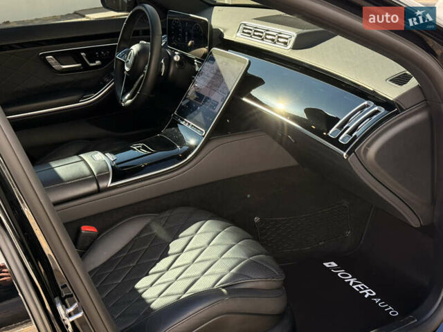 Черный Мерседес С Класс, объемом двигателя 3 л и пробегом 105 тыс. км за 95000 $, фото 15 на Automoto.ua