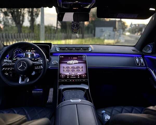 Чорний Мерседес С Клас, об'ємом двигуна 2.93 л та пробігом 75 тис. км за 91999 $, фото 20 на Automoto.ua