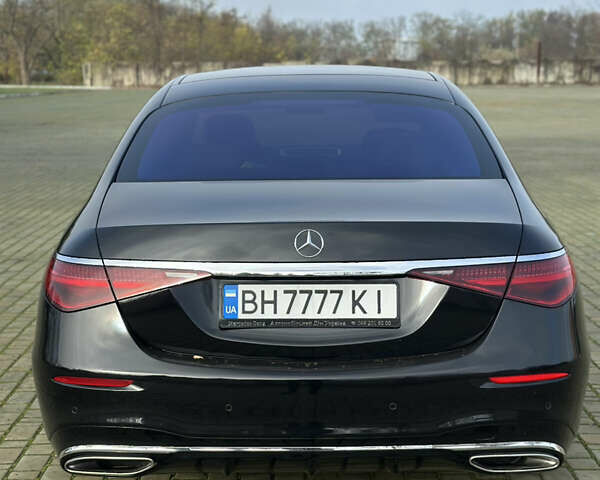 Черный Мерседес С Класс, объемом двигателя 3 л и пробегом 107 тыс. км за 110000 $, фото 4 на Automoto.ua