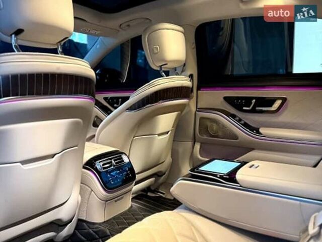 Черный Мерседес С Класс, объемом двигателя 3 л и пробегом 77 тыс. км за 125990 $, фото 3 на Automoto.ua